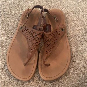 UGG Women’s Sandal